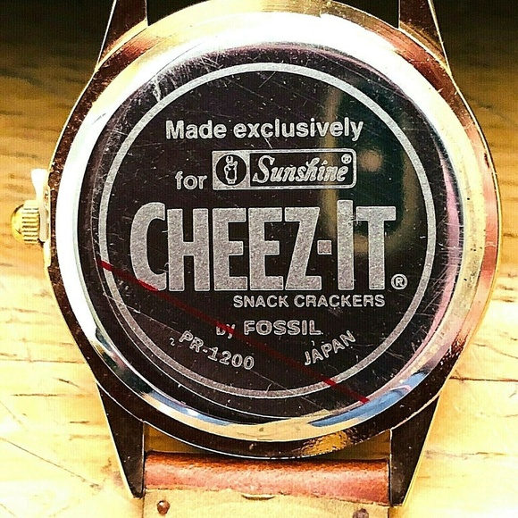 Cheez-It Made Exclusively for Sunshine by Fossil W - Picture 4 of 4
